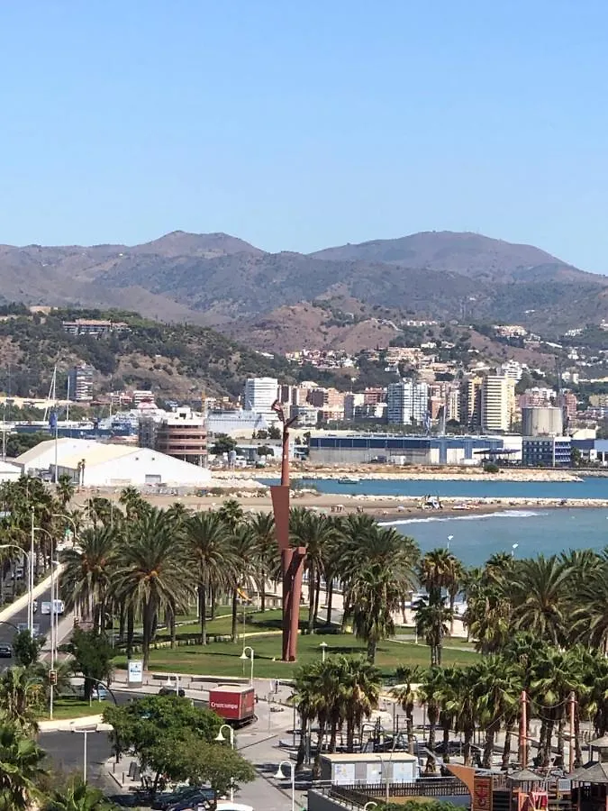 Apartamento Atico Pacifico Parking Y Piscina Gratis Málaga España