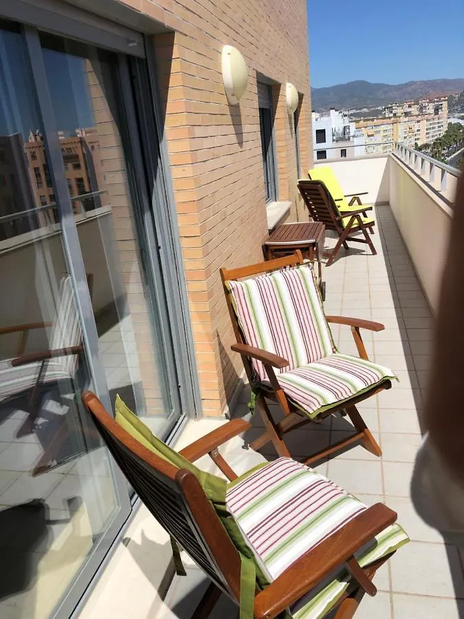 Apartamento Atico Pacifico Parking Y Piscina Gratis Málaga