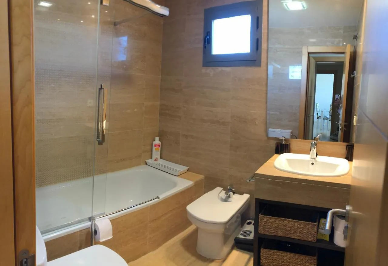 Apartamento Atico Pacifico Parking Y Piscina Gratis Málaga
