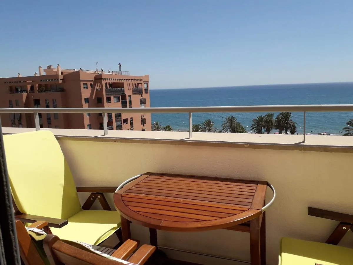 Apartamento Atico Pacifico Parking Y Piscina Gratis Málaga 0*,  España